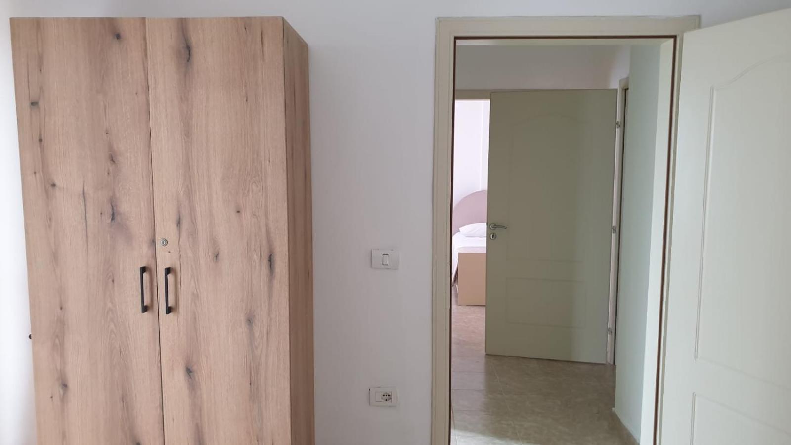 Apartment Gana's House *